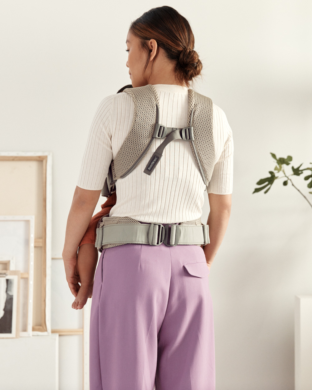 Porte-b&eacute;b&eacute; One Air Mesh 3D Coloris gris beige  Babybj&ouml;rn
