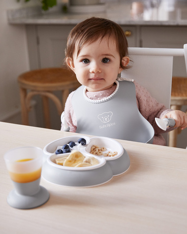 Bavoir r&eacute;cup&eacute;rateur Coloris gris  Babybj&ouml;rn