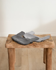 Bavoir porte-b&eacute;b&eacute; Harmony Coloris gris fonc&eacute;  Babybj&ouml;rn
