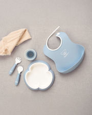 Coffret repas 5 pi&egrave;ces Coloris bleu pastel  Babybj&ouml;rn