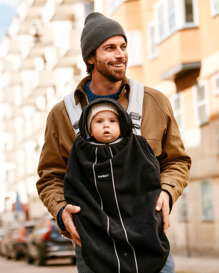 Cape pour porte-b&eacute;b&eacute; Coloris noir  Babybj&ouml;rn