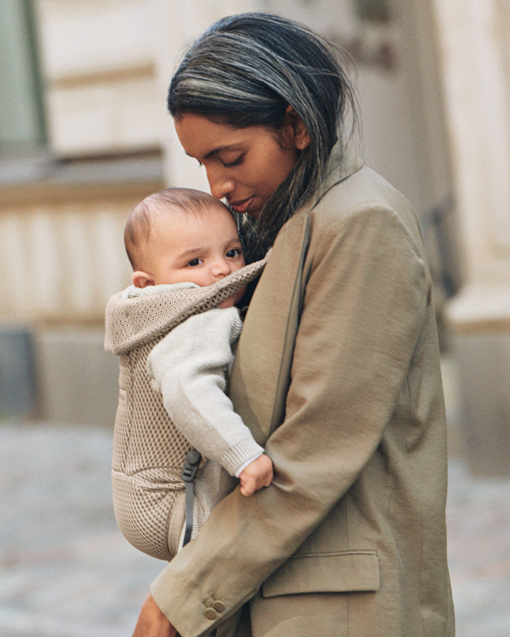 Porte-b&eacute;b&eacute; Move Mesh 3D Coloris gris beige  Babybj&ouml;rn