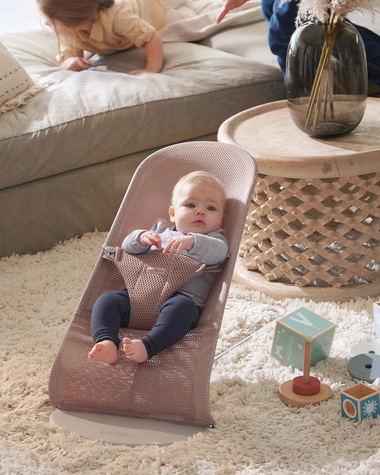 Transat Bliss Mesh Coloris rose poudr&eacute;  Babybj&ouml;rn