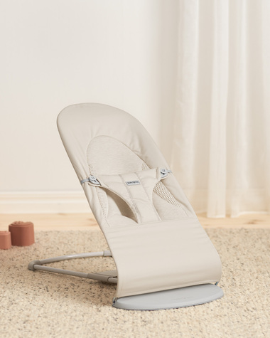 Transat Balance Soft jersey tiss&eacute; Coloris beige clair  Babybj&ouml;rn
