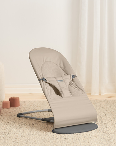 Transat Balance Soft jersey tiss&eacute; Coloris gris sable  Babybj&ouml;rn