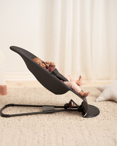 Transat Balance Soft jersey tiss&eacute; Colors gris fonc&eacute;  Babybj&ouml;rn