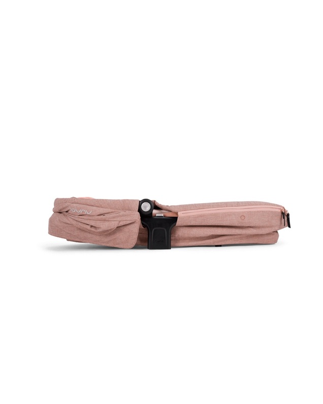 Nacelle Triv Next Coloris rose Nuna