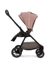 Poussette Triv Next Coloris rose  Nuna