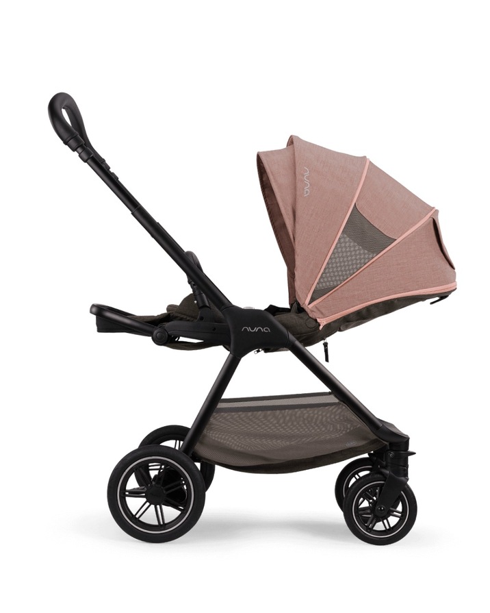 Poussette Triv Next Coloris rose  Nuna