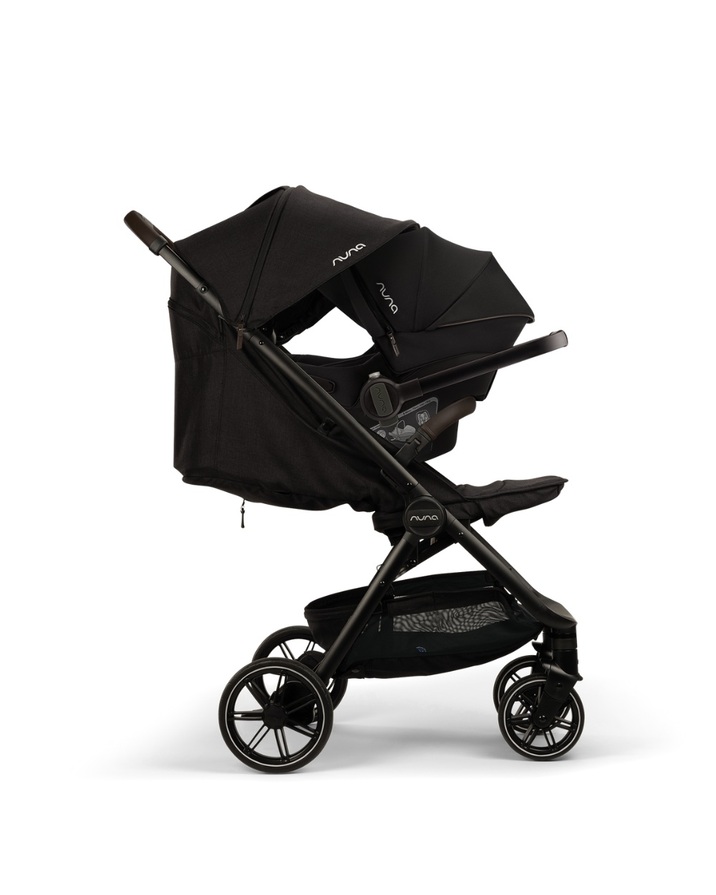 Poussette Trvl lx Coloris caviar  Nuna