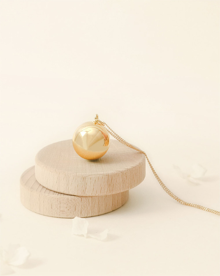 Bola de grossesse Harmony Coloris Or jaune sur chaine  Ilado