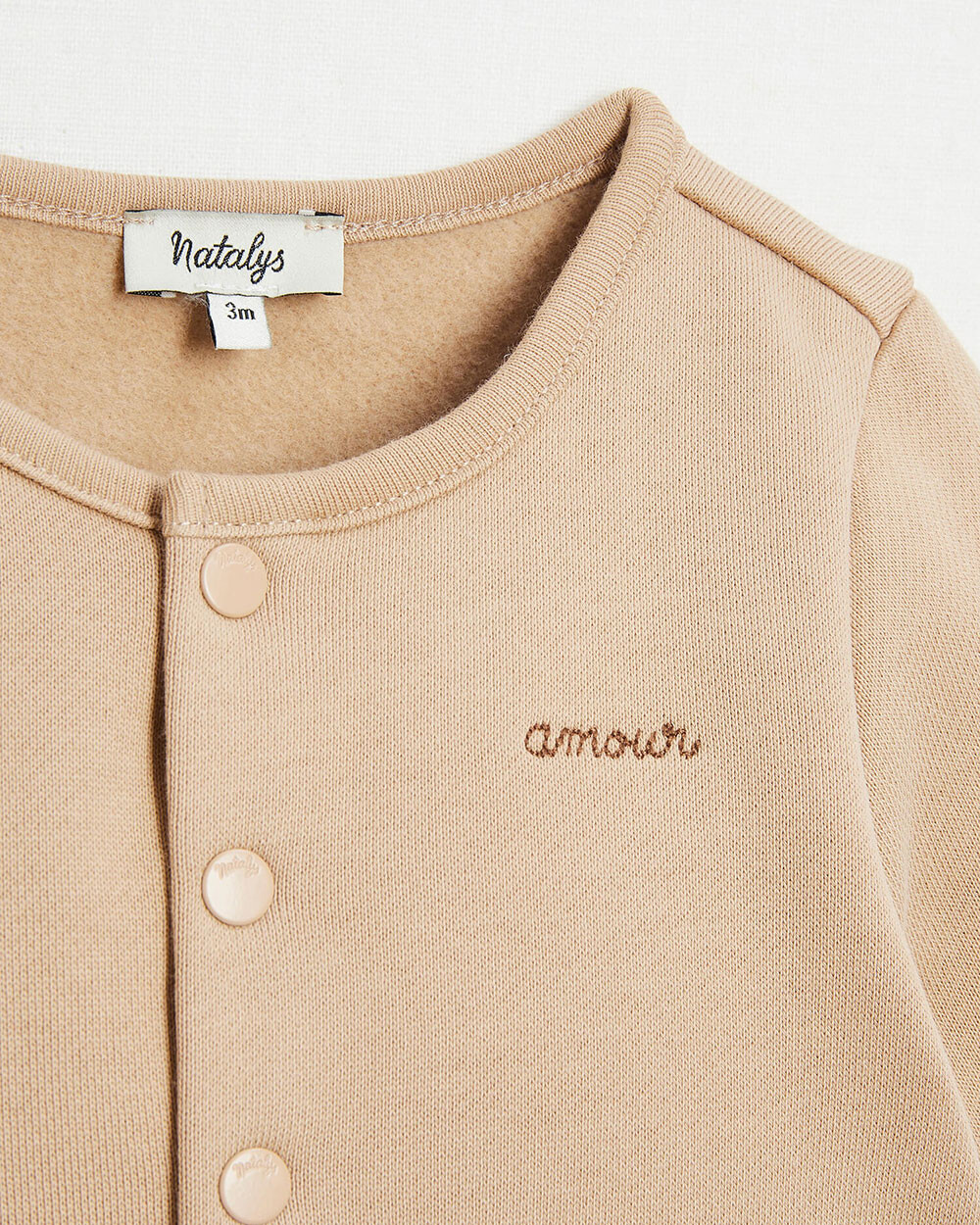 Gilet en molleton brod&eacute; Coloris camel  Natalys