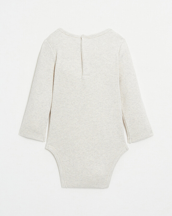 Body brod&eacute; &agrave; c&ocirc;tes manches longues Coloris beige chin&eacute;  Natalys
