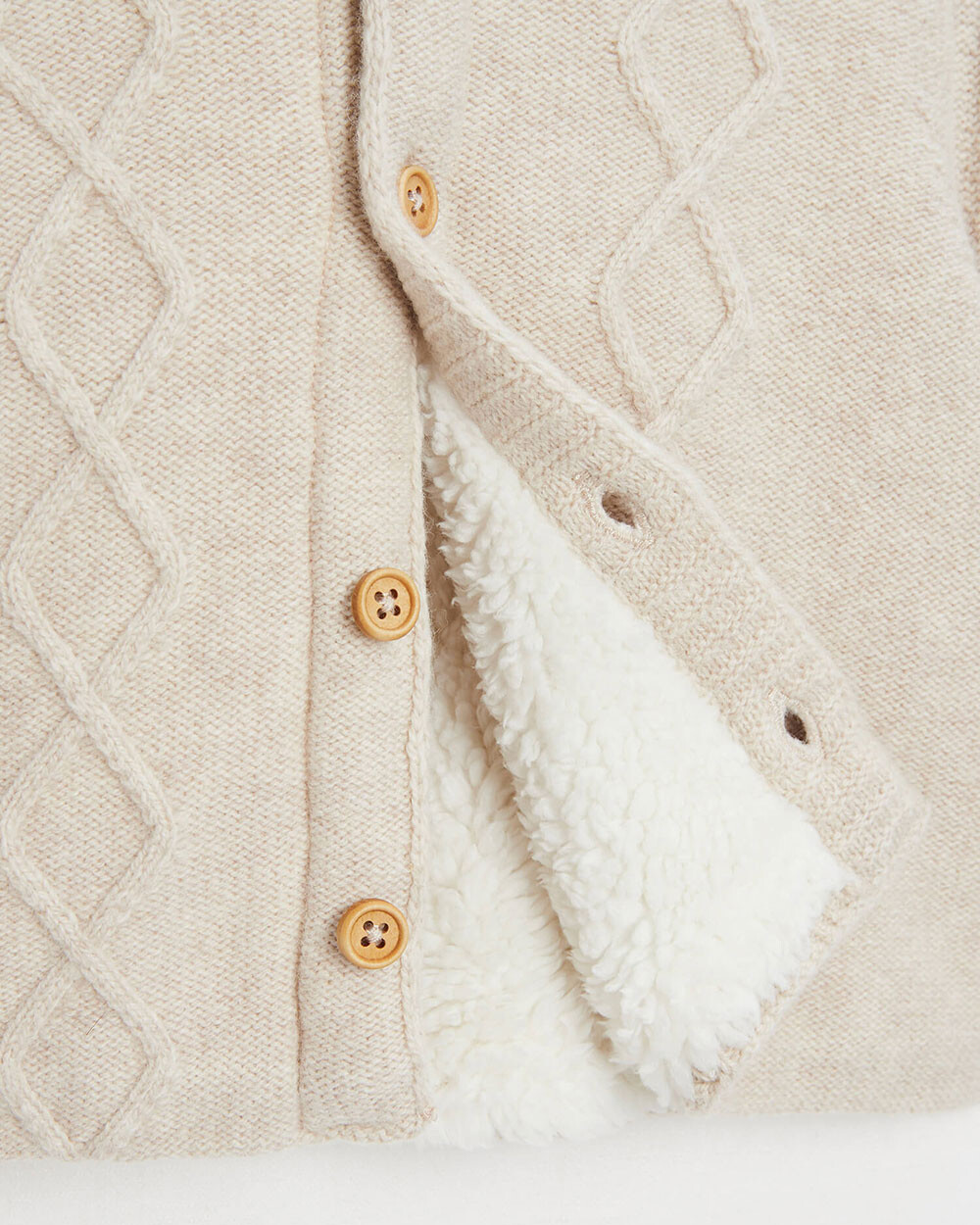 Veste en tricot doubl&eacute;e Coloris beige chin&eacute;  Natalys