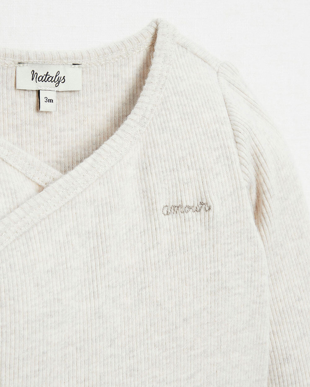 Body crois&eacute; brod&eacute; Amour Coloris beige chin&eacute;  Natalys