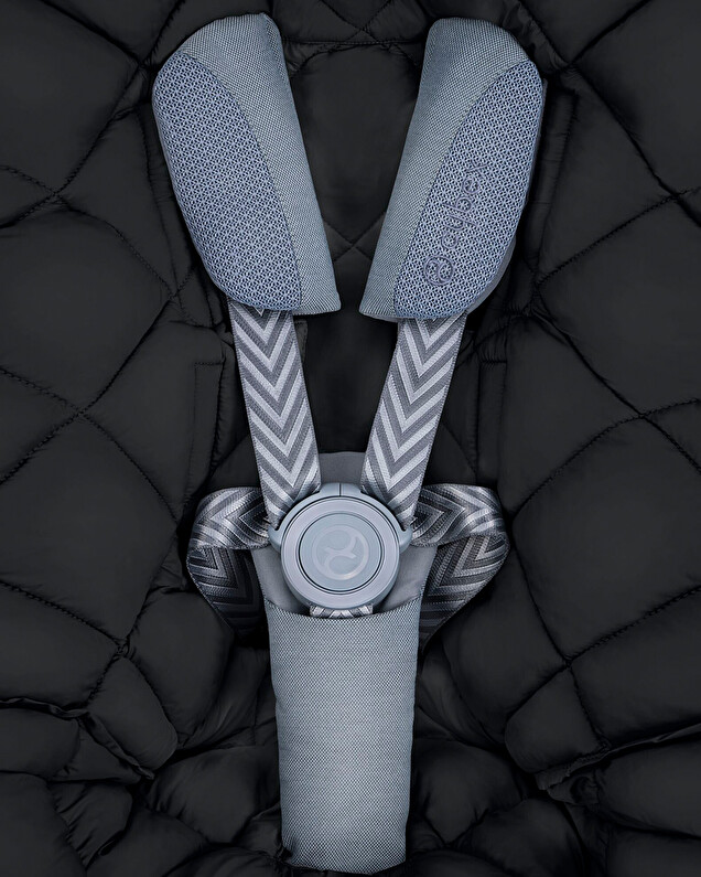 Chancelière Snogga 2 Coloris moon black Cybex
