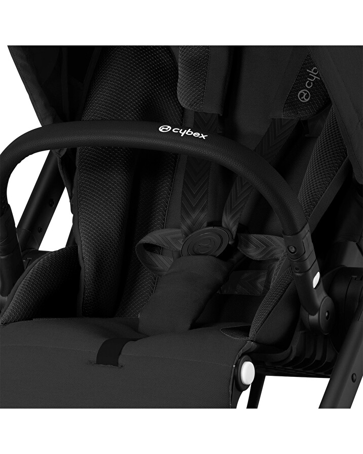 Poussette Balios S Lux Coloris moon black  Cybex