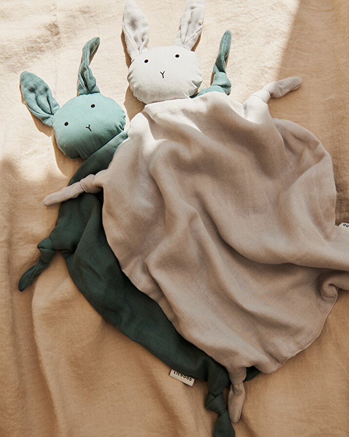 Doudou Agnete Lapin coloris peppermint Liewood
