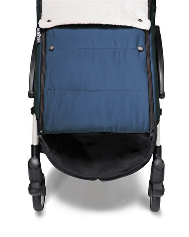 Chanceli&egrave;re poussette YOYO Coloris bleu marine  Stokke