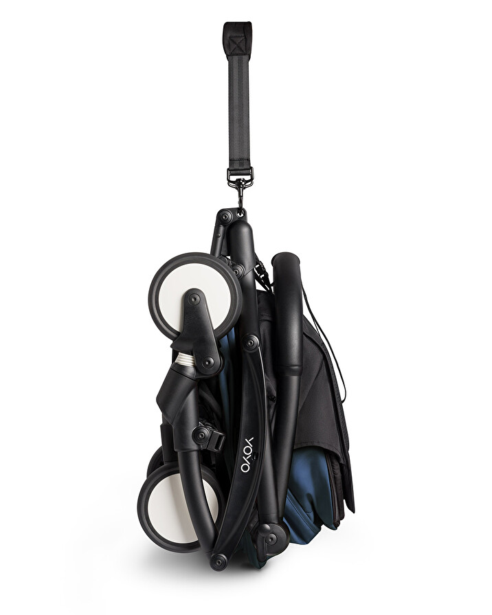 Pack poussette nouveau-né YOYO 0+ Coloris bleu marine Stokke