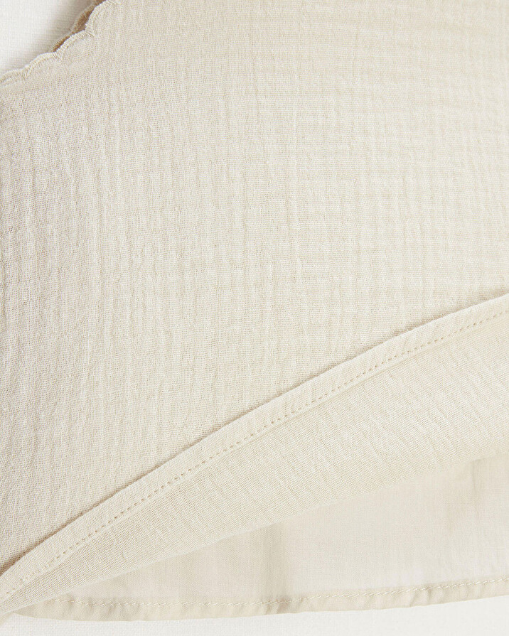 Blouse sans manches brod&eacute;e Coloris naturel  Natalys