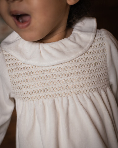 Pyjama deux pi&egrave;ces en velours smock&eacute; Coloris &eacute;cru  Natalys