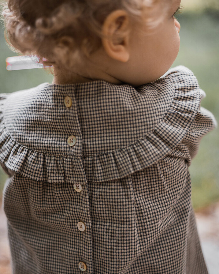 Blouse en vichy Coloris gris anthracite chin&eacute;/beige  Natalys