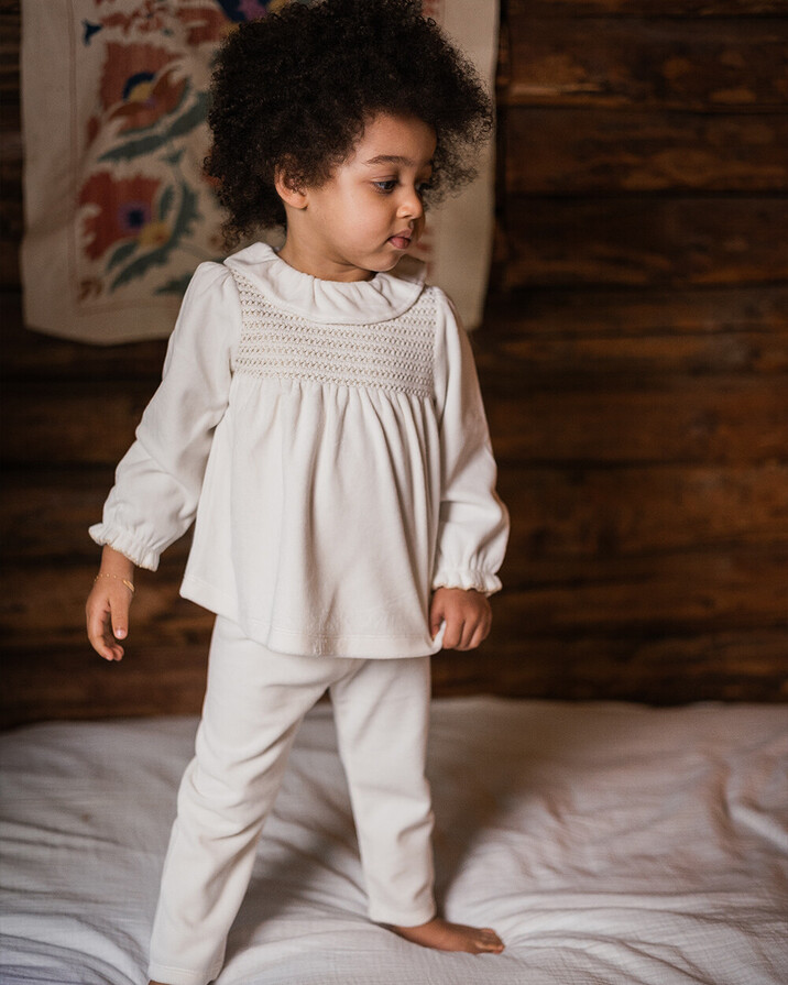 Pyjama deux pi&egrave;ces en velours smock&eacute; Coloris &eacute;cru  Natalys