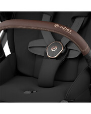 Poussette Mios évolutive avec châssis rosegold Coloris deep black Cybex