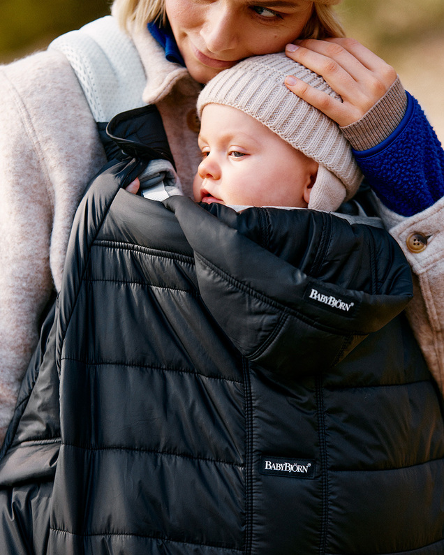 Cape d'hiver pour porte-bébé Coloris noir Babybjörn